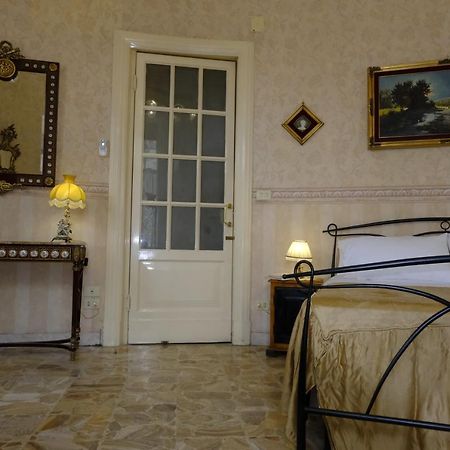 Palazzo Vitrano - Tourist Apartment カターニア エクステリア 写真