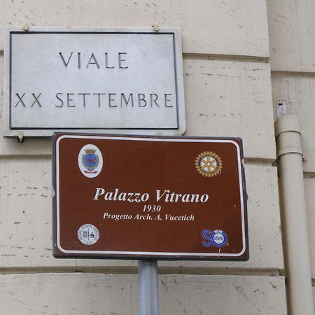 Palazzo Vitrano - Tourist Apartment カターニア エクステリア 写真