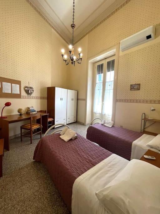 Palazzo Vitrano - Tourist Apartment カターニア エクステリア 写真